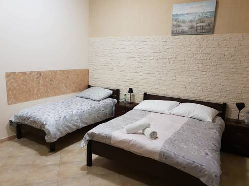 Tanzola Rooms