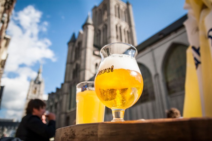 Belgia