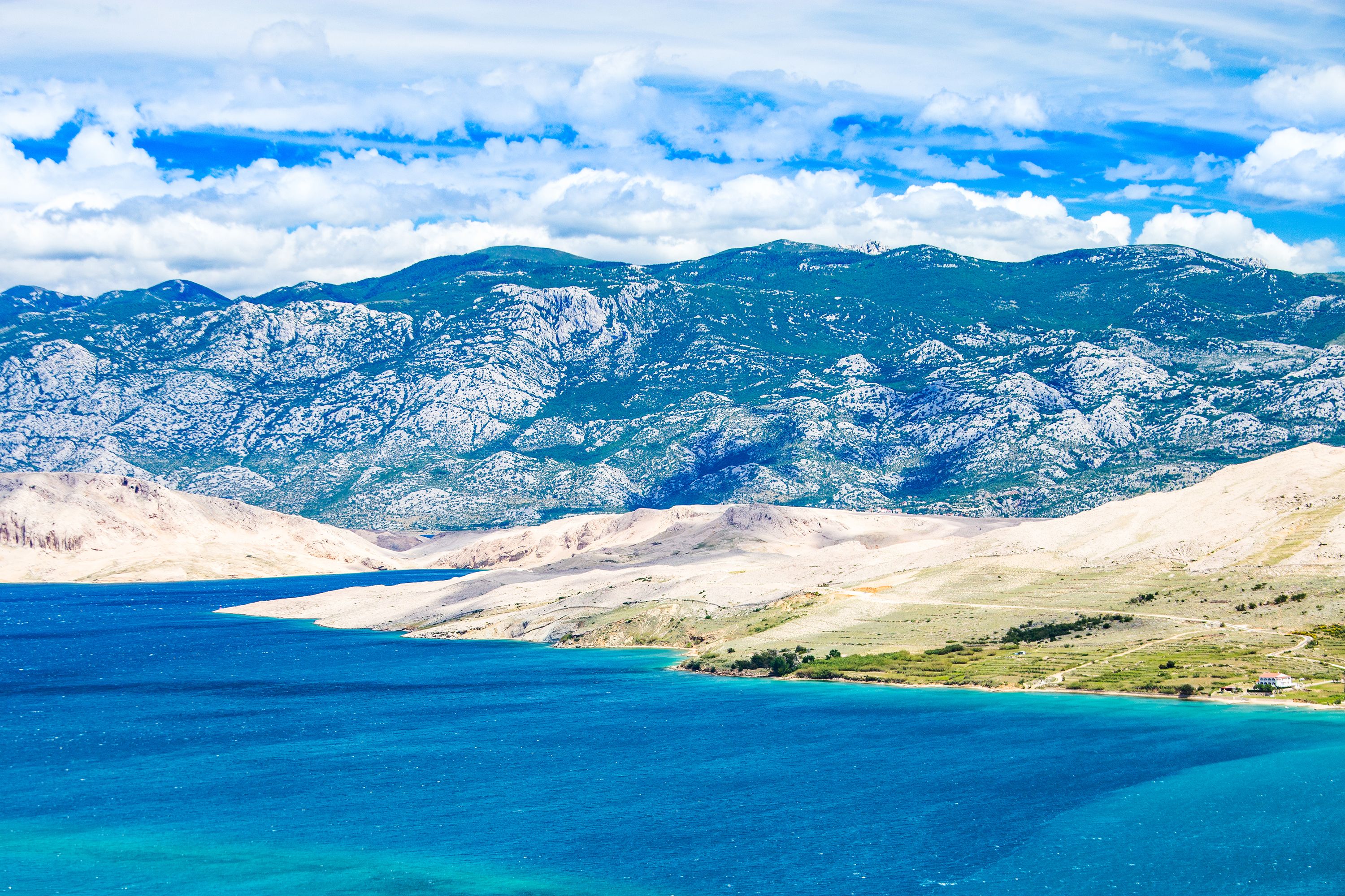 The island of Pag in a nutshell. Croatian party place | Brate, image size:3000x2000