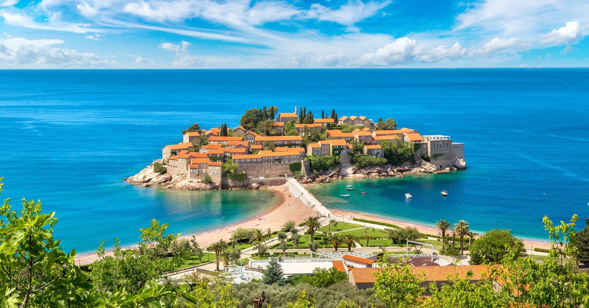 Sveti Stefan w pigułce. Fotogeniczny półwysep | Brate