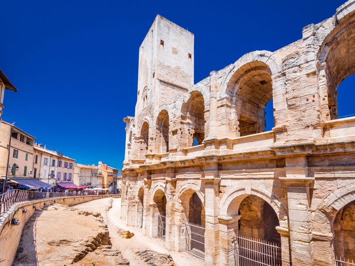 Arles
