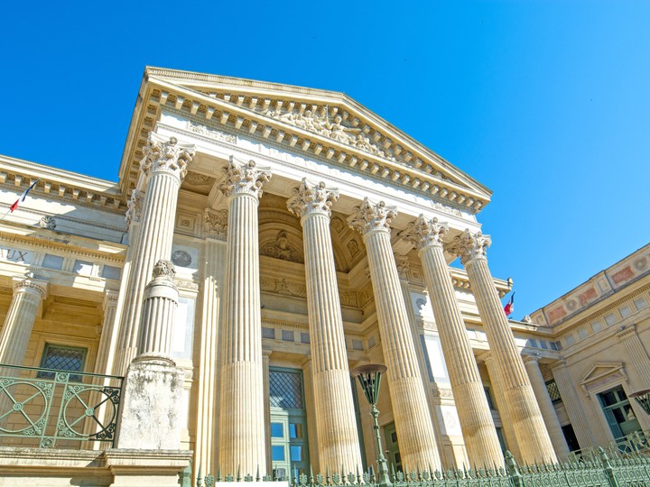 Nimes