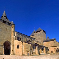 Pireneje